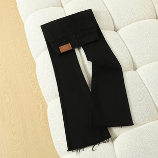 黑色毛边微喇牛仔裤女2025秋冬新款高腰修身显瘦弹力设计感喇叭裤