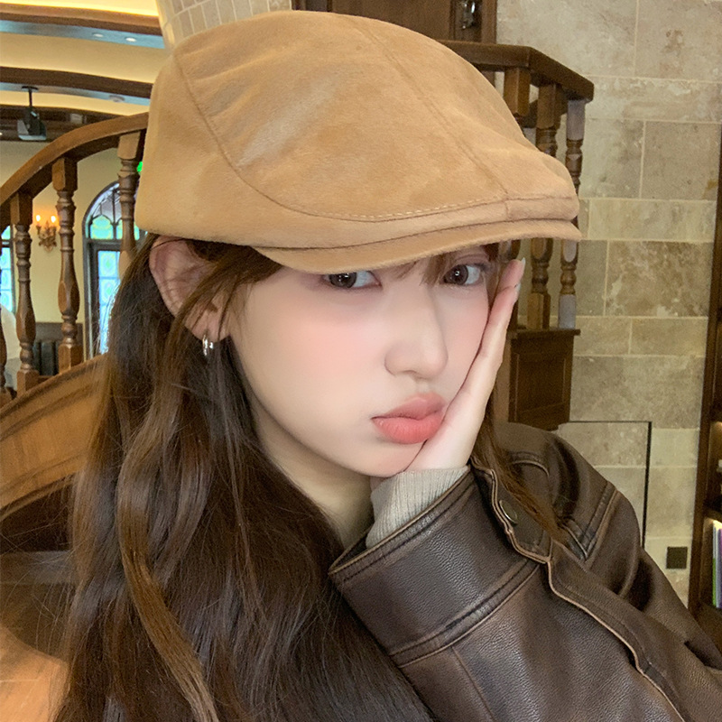 麂皮绒前进帽女秋冬季文艺复古百搭反戴鸭舌画家帽显脸小贝雷帽