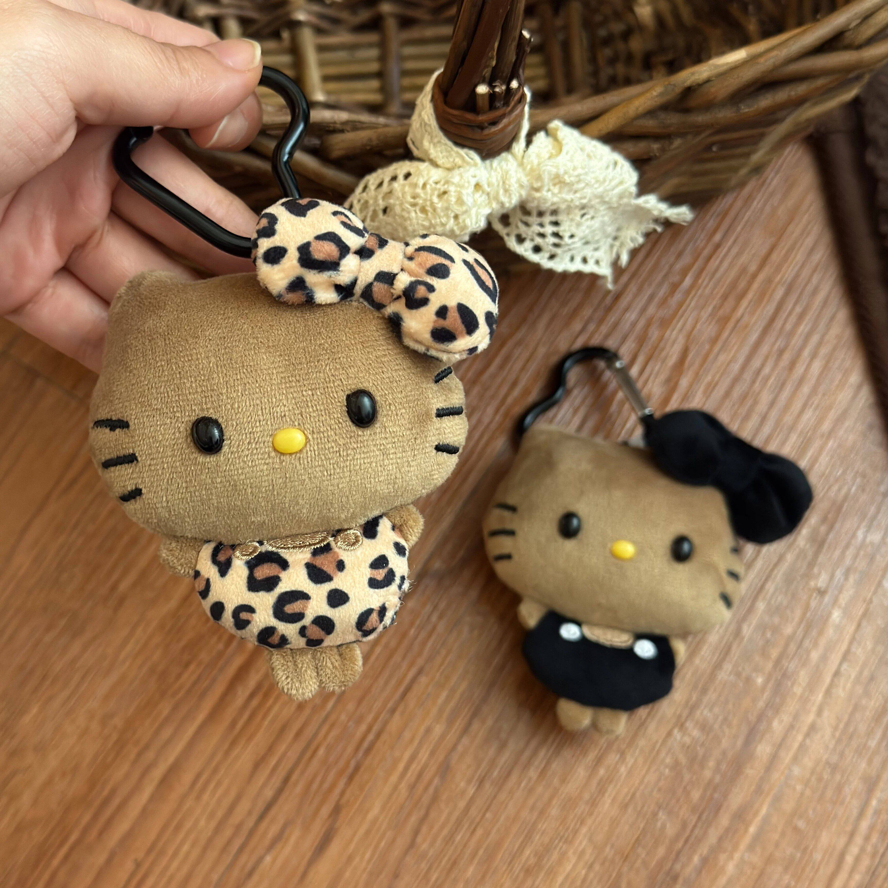 日本黑眼豆豆包包挂件公仔毛绒玩偶哈喽kitty猫钥匙扣送女友礼物