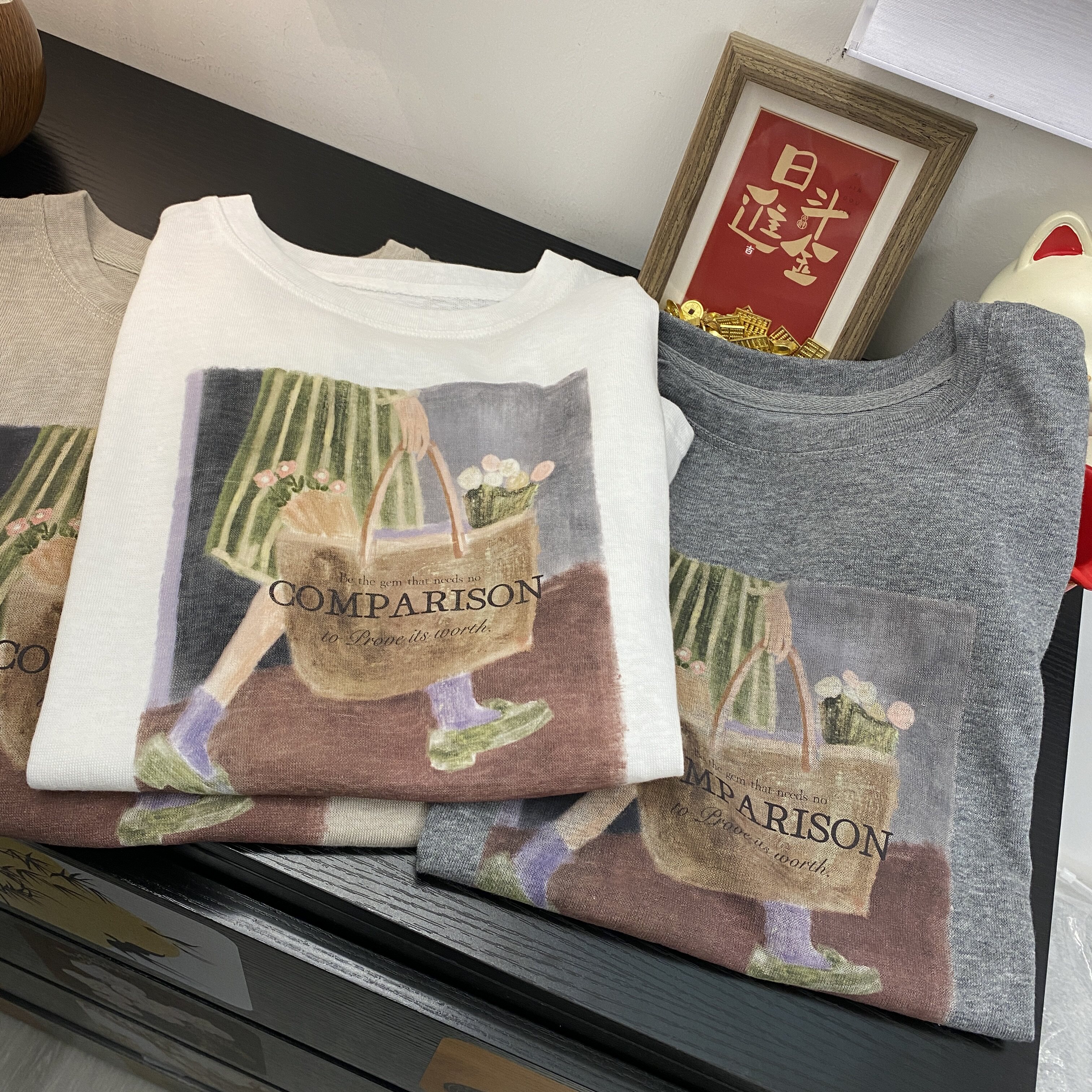 夏季新款韩范正肩圆领袋子印花短袖T恤女宽松显瘦百搭上衣闺蜜潮