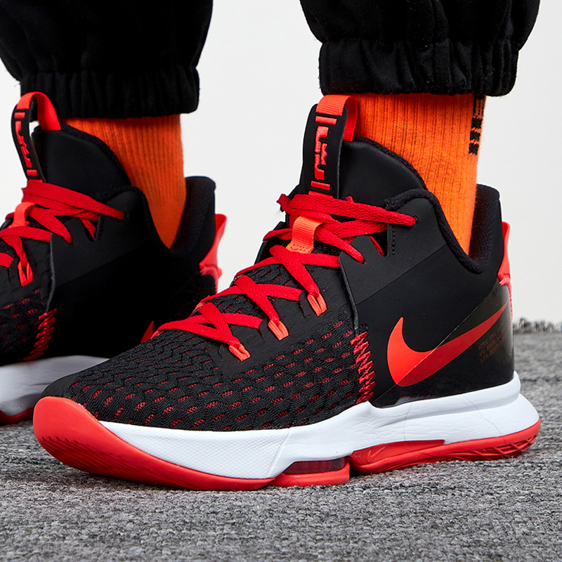 nike耐克男鞋新款lebron詹姆斯运动鞋实战训练篮球鞋cq9381-005