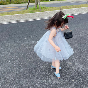 2025女童连衣裙 夏季新款立体蝴蝶软纱公主裙 中小童无袖连体