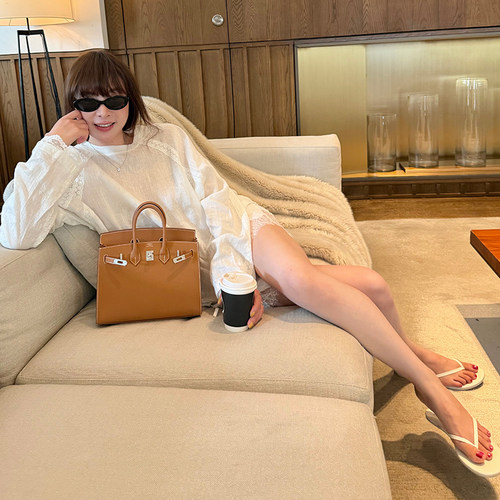 白色亚麻长袖T恤女拼接蕾丝罩衫