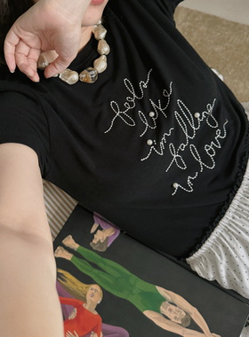 TOP家 法式时髦cool girl特柔四面弹针织手绘字母圆领短袖黑色t恤