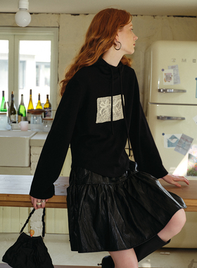 TOP家 法式浪漫复古 可可华绒暖感堆领连帽喇叭袖弧行下摆卫衣