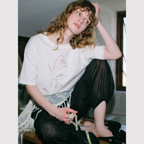 TOP家【夏日温柔絮语】法式浪漫复古 手工立体刺绣铃兰花短袖T恤