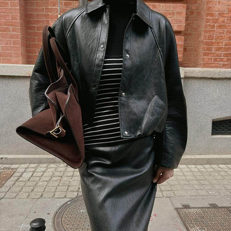 TOP家 法式时髦套装 复古暗扣蝙蝠袖pu夹克/衬衫/后开叉半裙