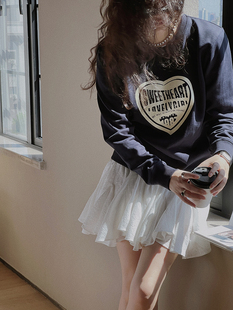 TOP家时髦休闲 复古画报印花落肩纯棉圆领宽松卫衣女2023秋冬 法式