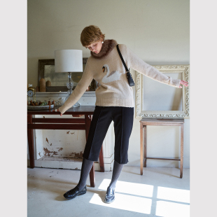 治愈系奶油黄优雅天鹅毛绒感圆领羊毛毛衣 法式 TOP家 明媚复古