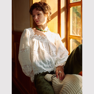 浪漫a摆蕾丝拼接宽松亚麻方领衬衫 TOP家 复古优雅 法式 松弛态度