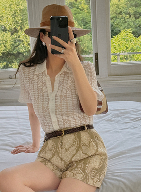 TOP家 法式慵懒松弛感 南法风情复古重磅肌理感蕾丝白色短袖衬衫