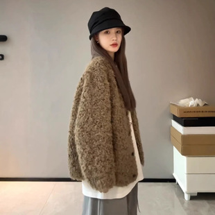 现货 独特漂亮巨好看的初冬慵懒风加厚羊羔毛绒绒有质感厚外套女