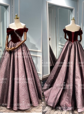 新娘红色丝绒一字肩修身显瘦气质齐地轻奢敬酒主持晚宴礼服出租