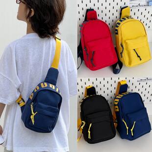 简约休闲轻便字母儿童斜挎包男童背包时尚帅气宝宝胸包女孩运动包