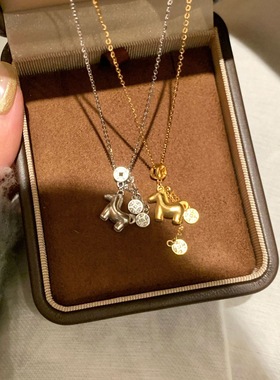 新款马年钱多多满钻小马流苏项链女本命年马上来财轻奢百搭锁骨链