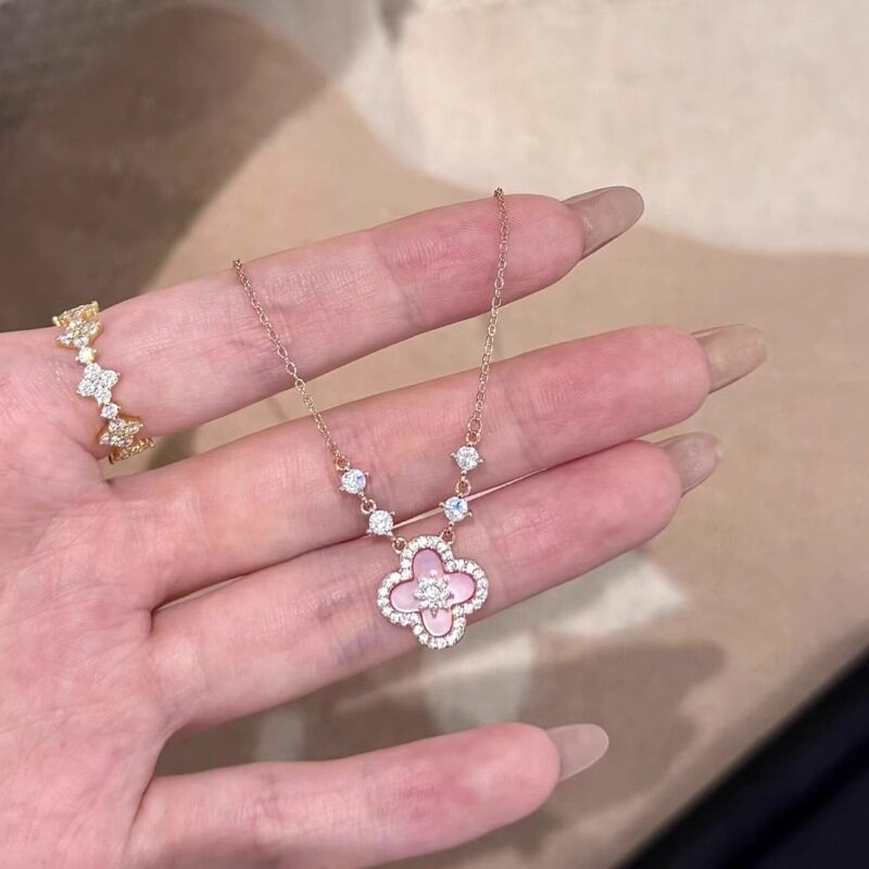时尚百搭粉色贝壳四叶草项链女精致轻奢甜美小众设计感锁骨链包邮