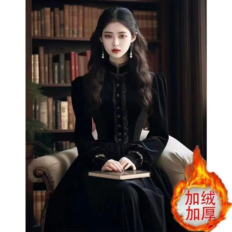 法式复古宫廷风黑色丝绒连衣裙女秋冬宴会礼服高级感气质显瘦长裙
