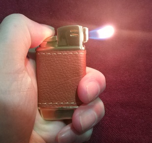 HONEST百诚赛宝拉丝侧边明火 烟斗专用气体打火机创意 三色可选