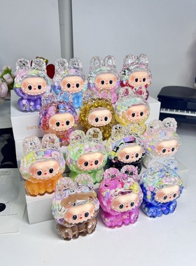 2025流沙拉布布盲盒创意精品公仔手办桌面摆件网红爆款萌趣装饰品