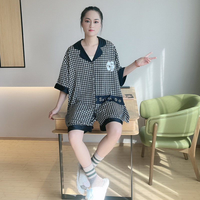 夏季冰丝女睡衣2024新款短袖格子丝绸加大码可外穿薄款家居服套装