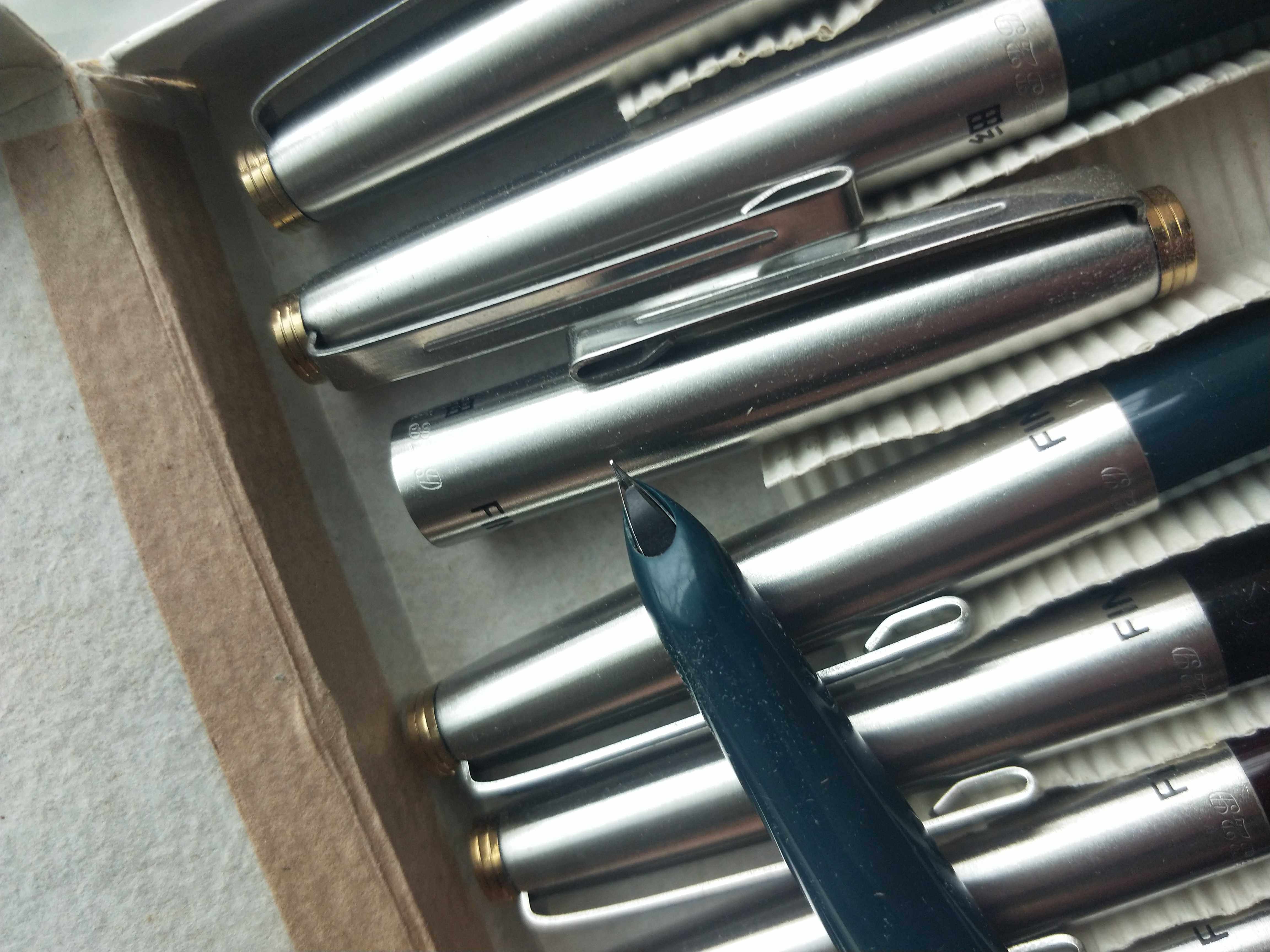 库存老英雄329铱金笔经典财会特细0.38钢笔1997年生产！