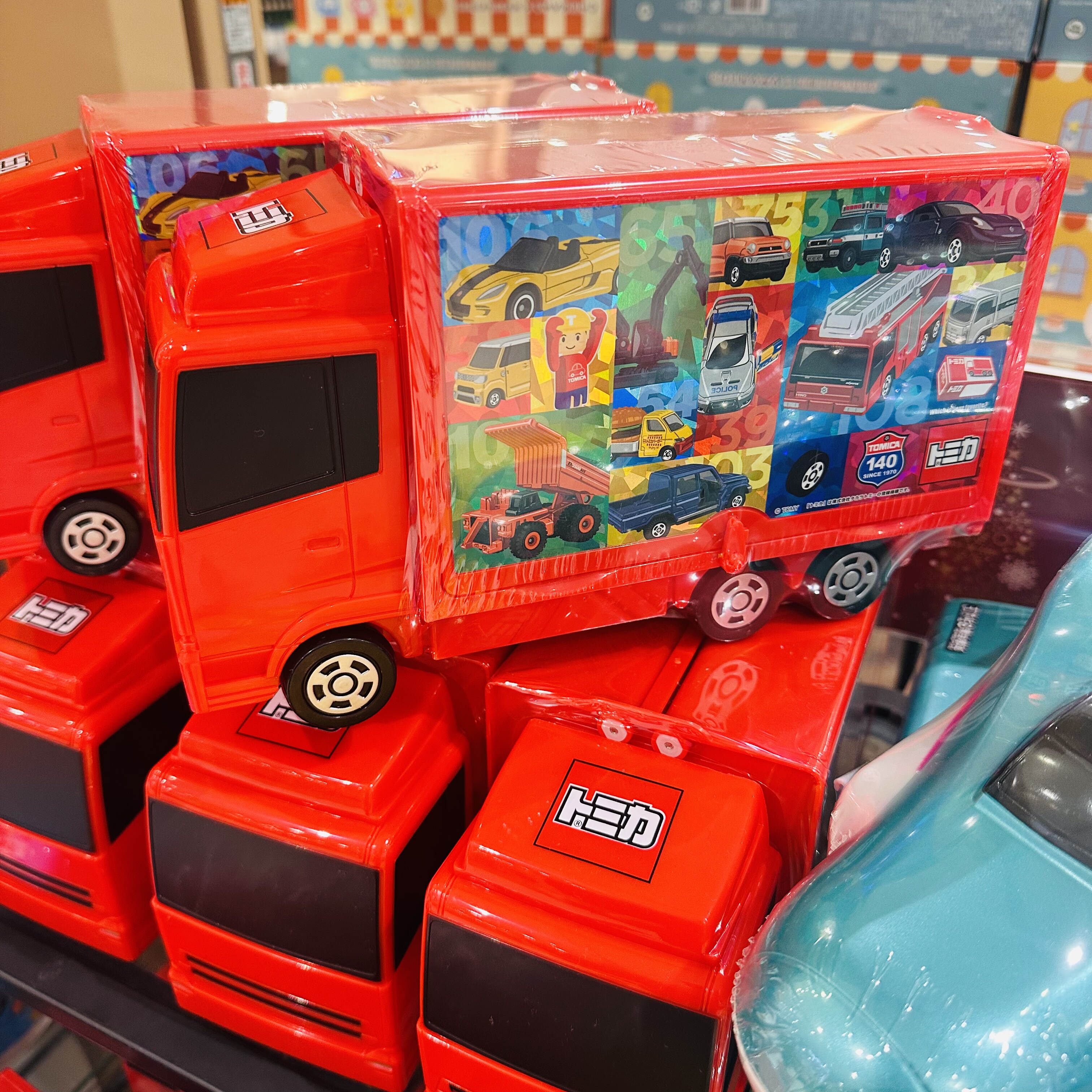 【叮咚查收你的圣诞节礼物啦】日本多美卡零食合集可收纳8台车