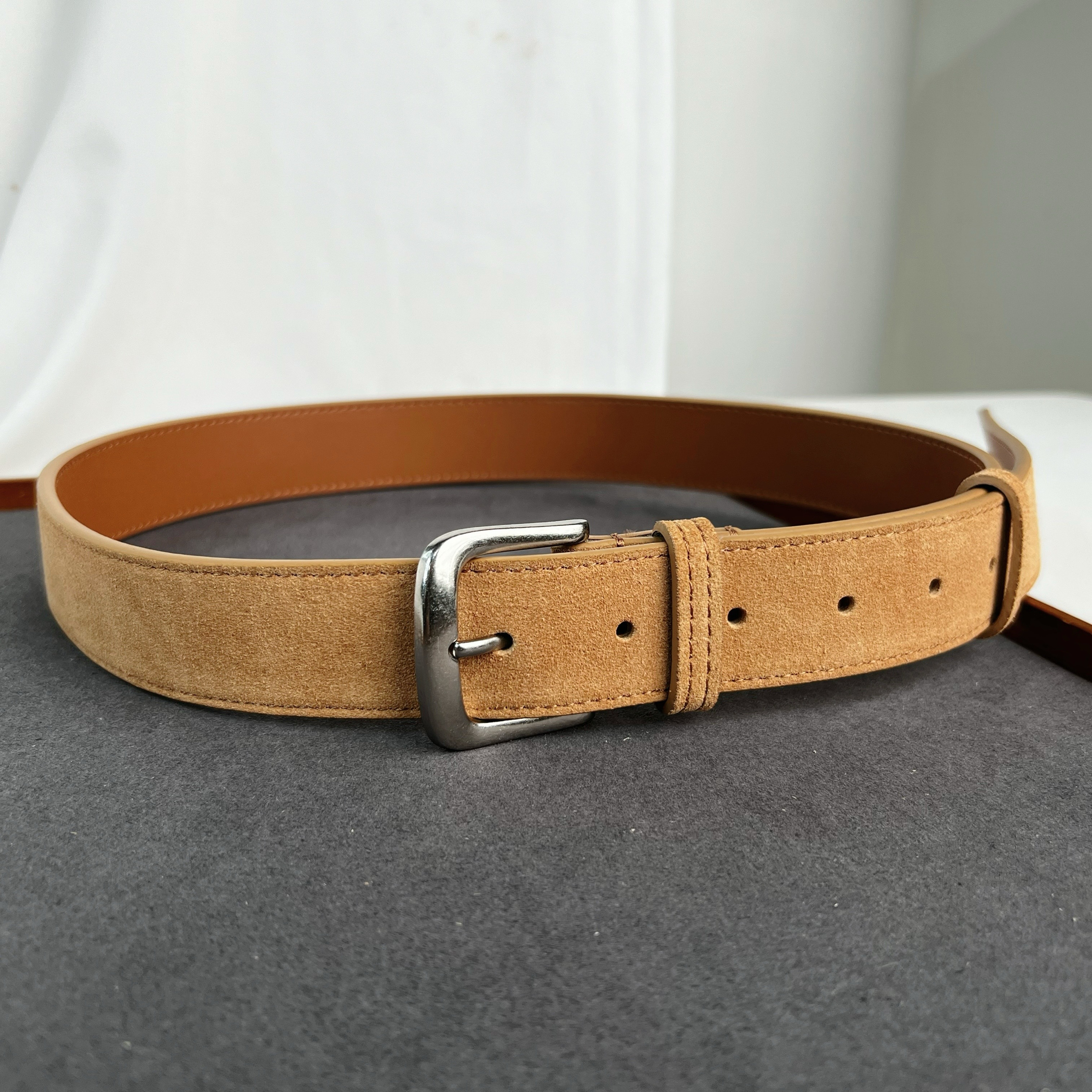 韩系休闲复古银扣反绒腰带女仿麂皮绒磨砂质感二层牛皮皮带配裤子