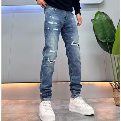 设计款假破洞牛仔裤男修身小直筒
