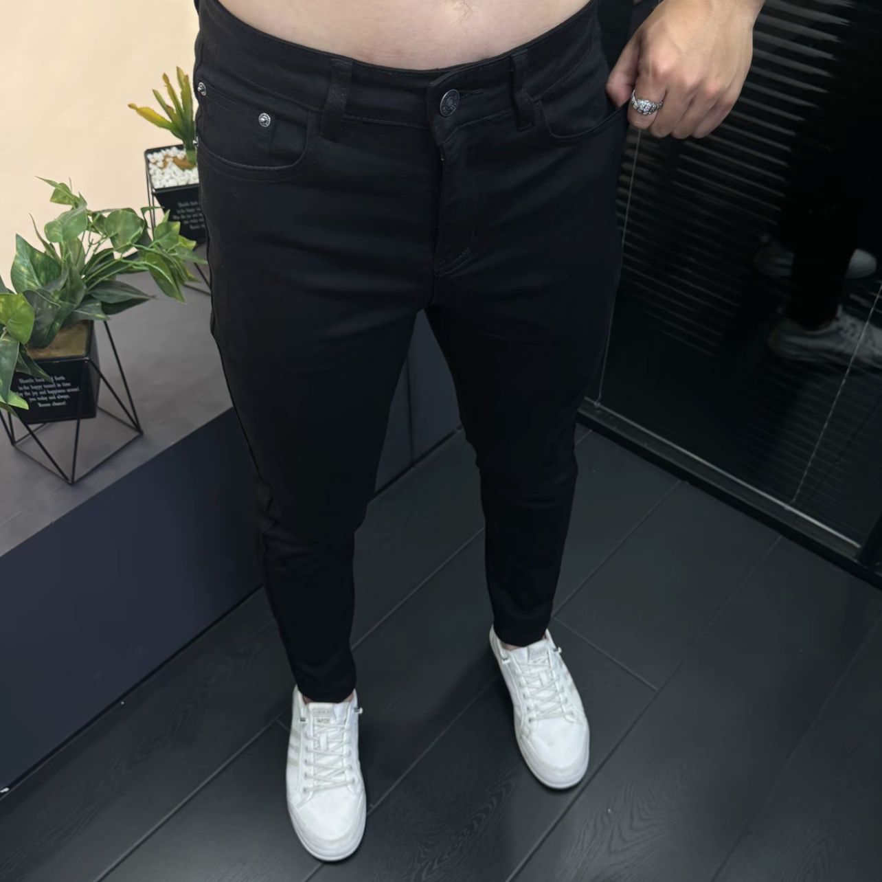 高弹力黑色牛仔长裤男修身小直筒秋季新款韩版简约弹力休闲小脚裤