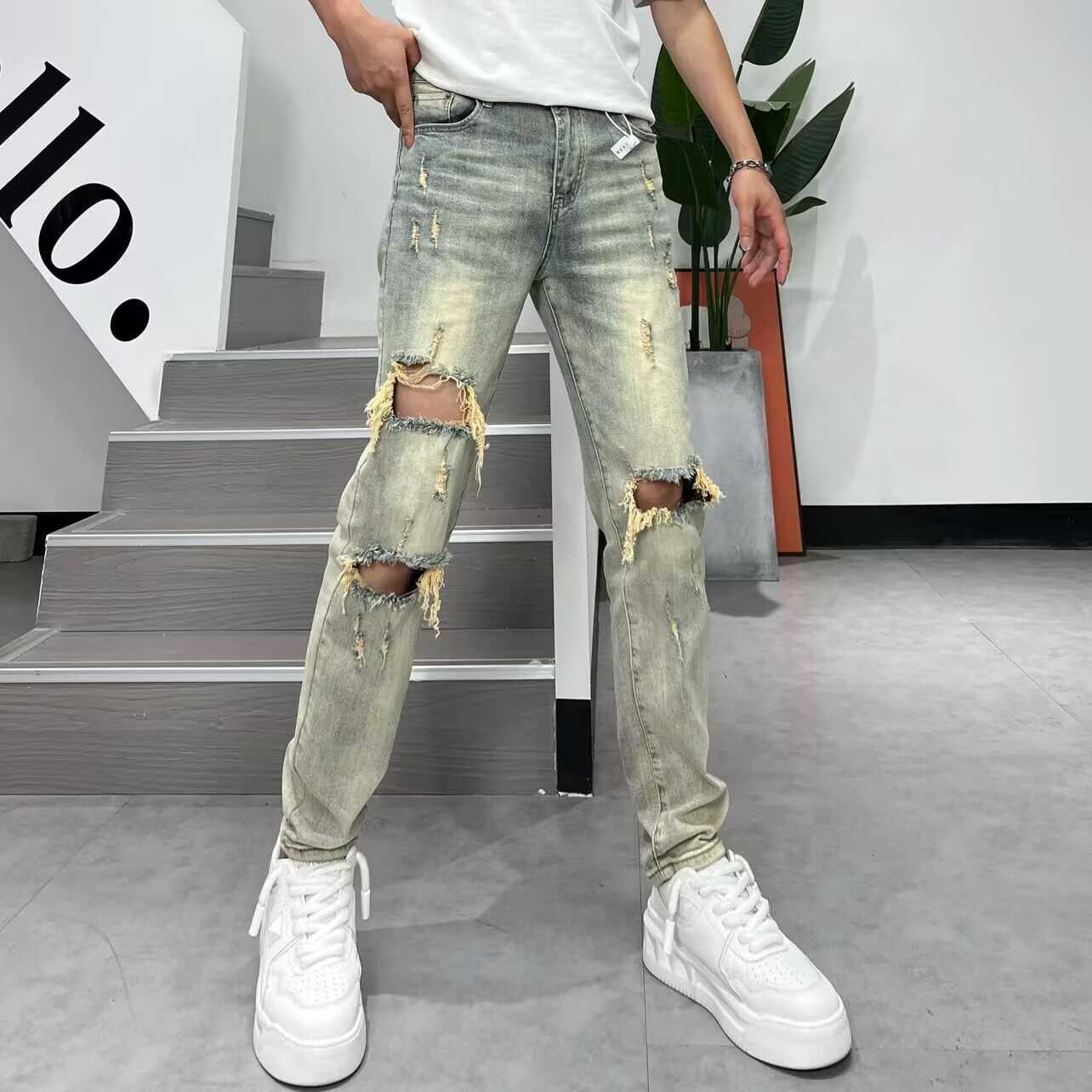 高街水洗复古做旧破洞牛仔裤男修身小脚2024夏季新款刮烂乞丐裤子