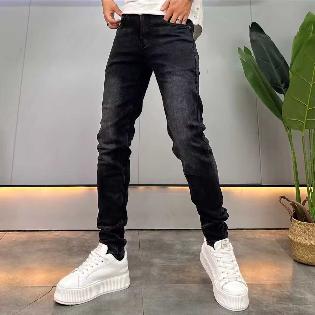 高端十字刺绣牛仔裤男黑灰色秋季