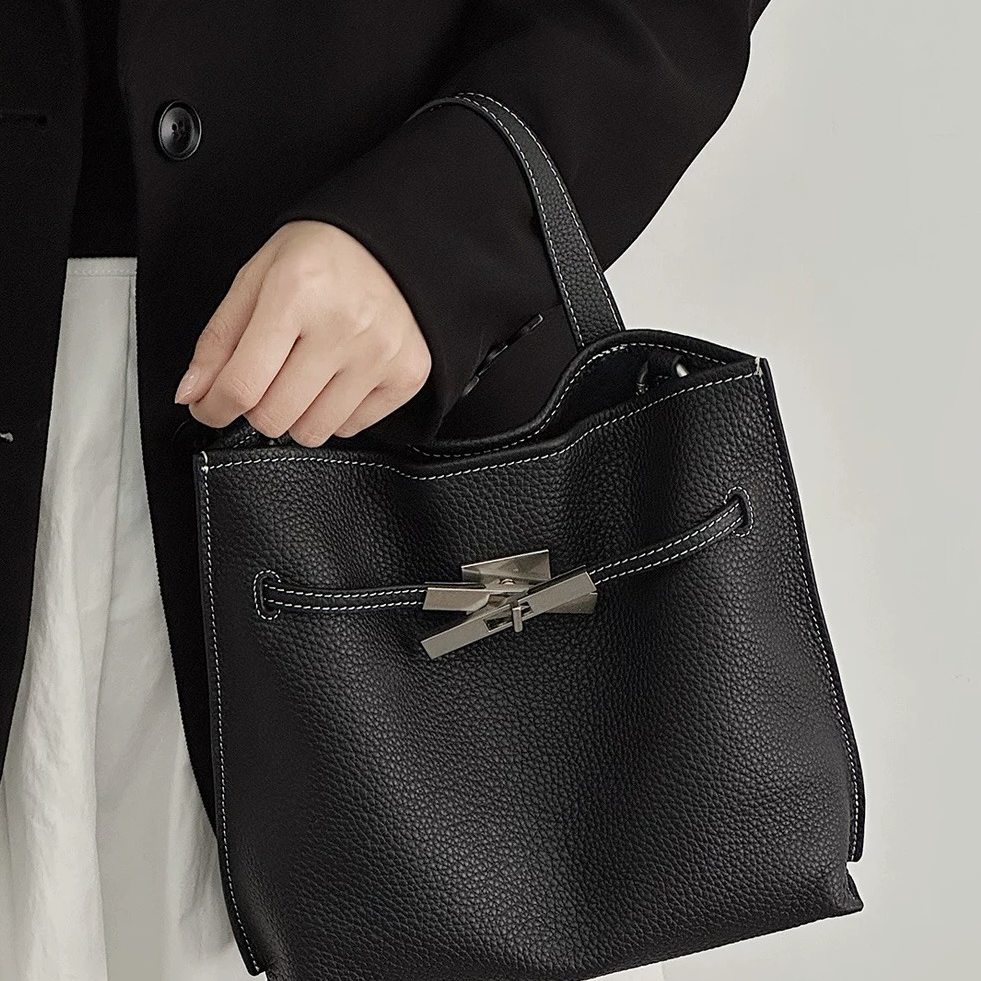 2026新款小众头层牛皮凯利水桶包时尚简约通勤单肩斜挎手提女包潮,箱包皮具/热销女包/男包,通用款女包,淘宝优惠券,粉丝福利购,淘宝优惠卷