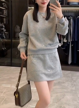 轻奢洋气时尚舒适透气烫钻裙套女装新款休闲长袖上衣+短裙两件套