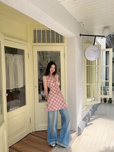 粉色格纹V领挂脖连衣裙女修身大露背A字海边度假短裙