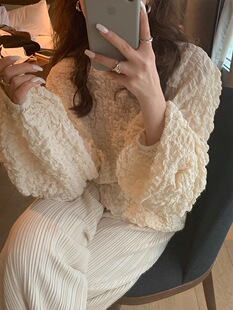 仙仙的压皱工艺 像云朵一样宽松长袖圆领套头上衣女2021秋季新款