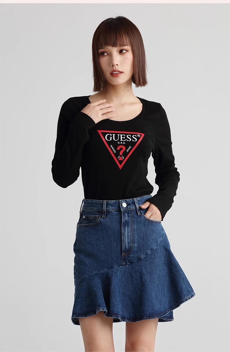 guess长袖圆领印花混棉卫衣