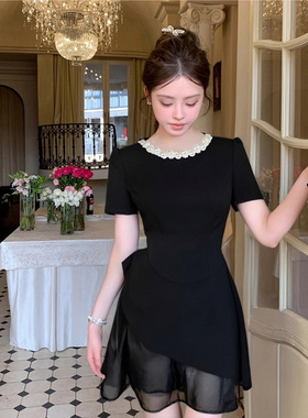 不规则设计感收腰连衣裙2026新款miu系千金风蓬蓬裙礼服D2359C