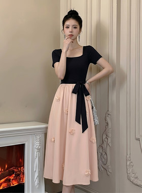 2026新款夏季法式设计感立体花朵气质长裙拼接收腰连衣裙女D7244