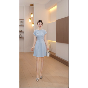 蓝色设计感夏日穿搭多巴胺绝美收腰新款 气质连衣裙X0157