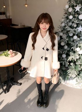 2026冬季新款圣诞芭蕾山茶花小个子外套女高级氛围感QY0103A