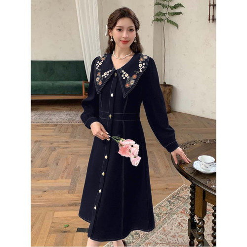 大码套装女装2026年春秋新款法式娃娃领显瘦收腰连衣裙JT0062