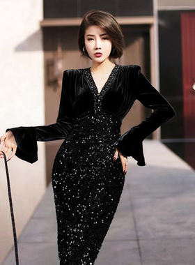 有里布轻奢亮片设计感裙子2025秋冬新款喇叭袖打底连衣裙D4560