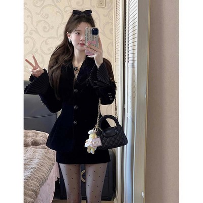 2025秋季新款有里布送胸针喇叭袖西装外套上衣套装裙两件套LJ0060