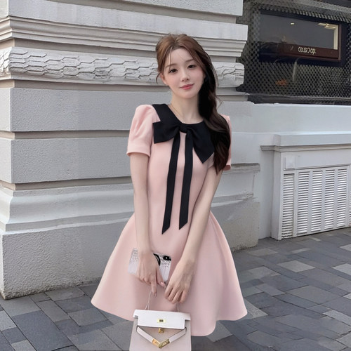 粉色小香风连衣裙女夏收腰气质高级感巨好看小个子A字裙D2372A