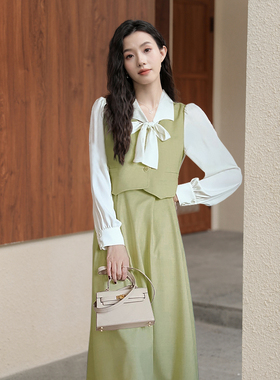 假两件连衣裙女长袖2025新款复古收腰中长款法式茶歇裙子6712