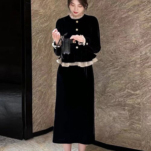 法式赫本风黑色高级连衣裙2026春季新款小香风假两件裙子女7725