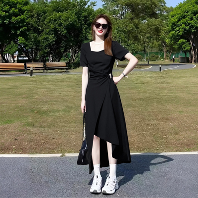 2025夏季新款一片式掐腰裙不规则设计感长裙通勤黑色连衣裙D2415A