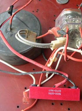 KILOVAC KM-14高压继电器用的牛和未知元件 继电器坏的