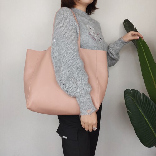 欧美新款托特包慵懒风潮搭裸粉色