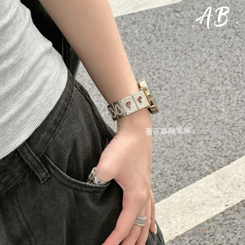 《爱心镂空》适用GT6华为gt5手表fit4表带gt4pro金属watch4锌合金